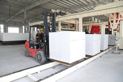 兵團一師阿拉爾市 企業(yè)良種落地開花，新型建材制造助推經(jīng)濟高質(zhì)量發(fā)展